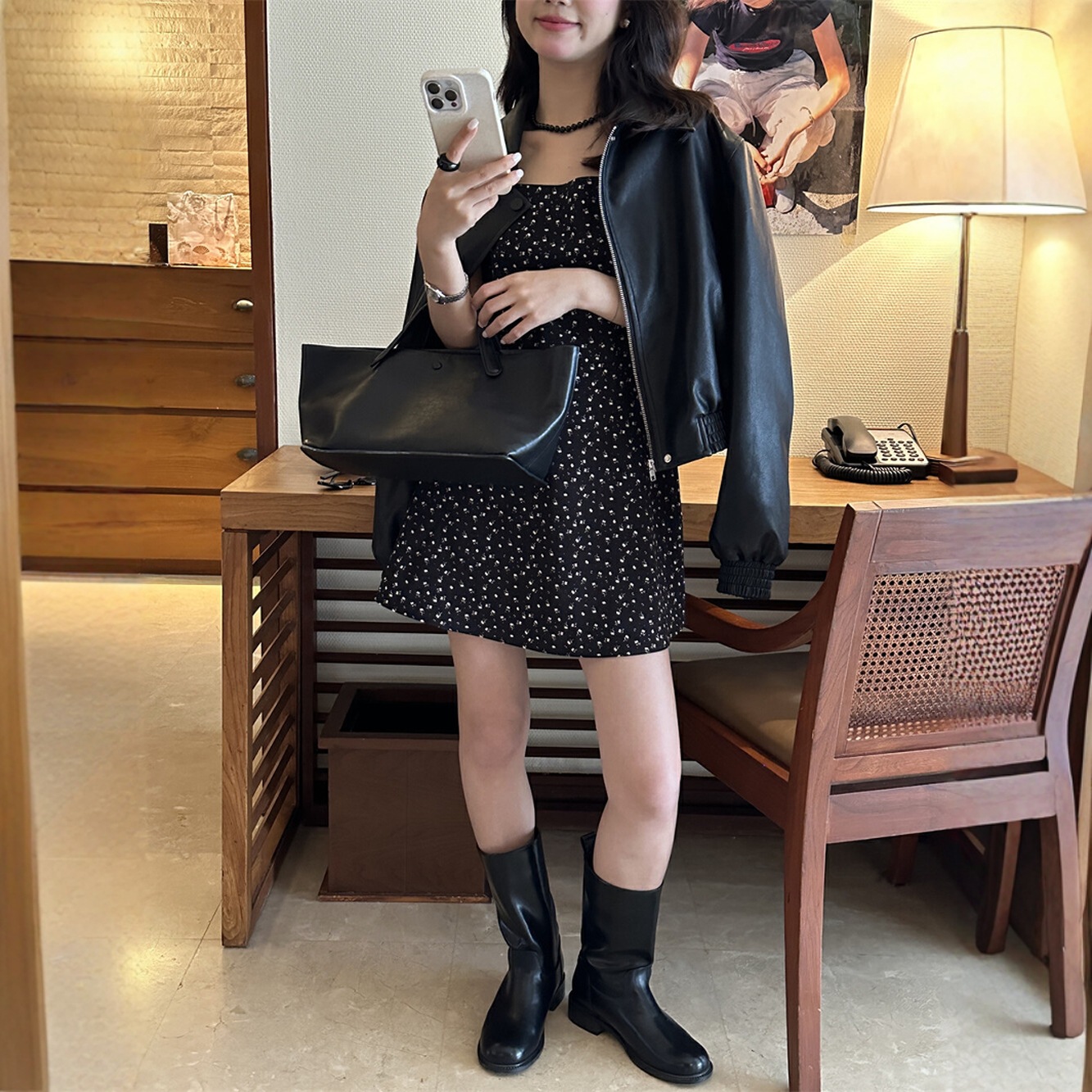 黒ドレス 小花柄キャミ黒ドレス