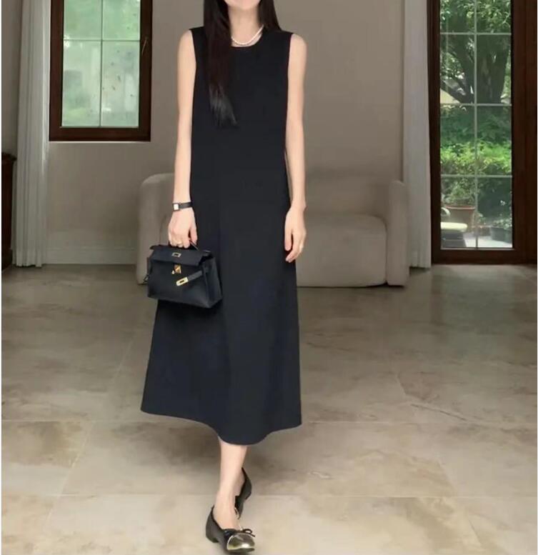 黒ドレス ロング丈 上質シンプル ノースリーブワンピース