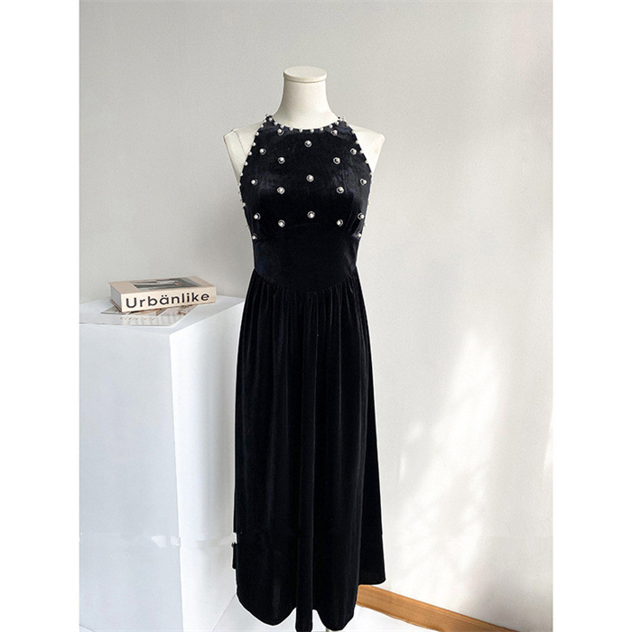 黒ドレス パール装飾ベルベット背中交差ストラップ黒ロングドレス