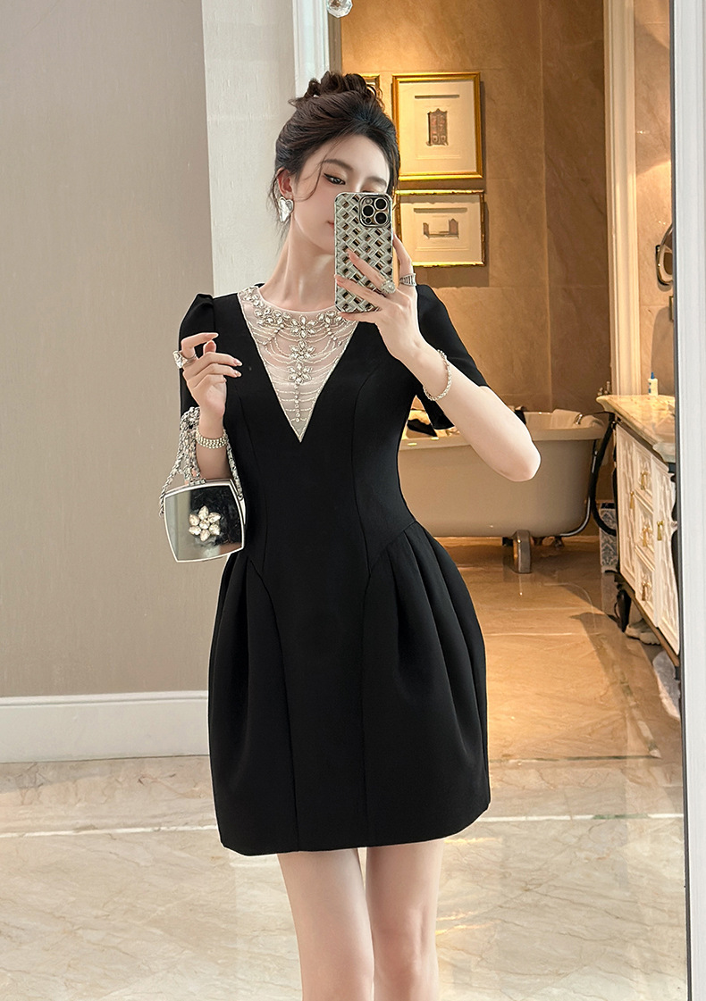 https://fulmo-img-server.com/noirkloris/c6e8c5a1-e3dc-4f96-ae0d-cb0b0bd4c478.jpg