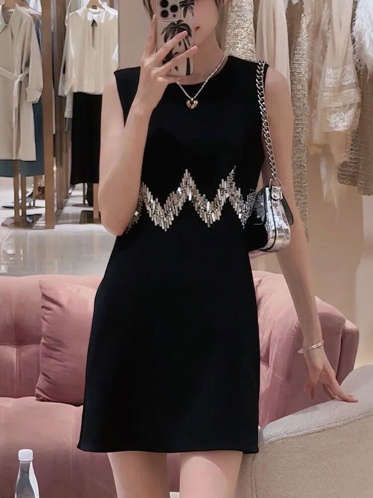 https://fulmo-img-server.com/noirkloris/c76b7803-5765-478f-ad6b-cffab89453ea.jpg