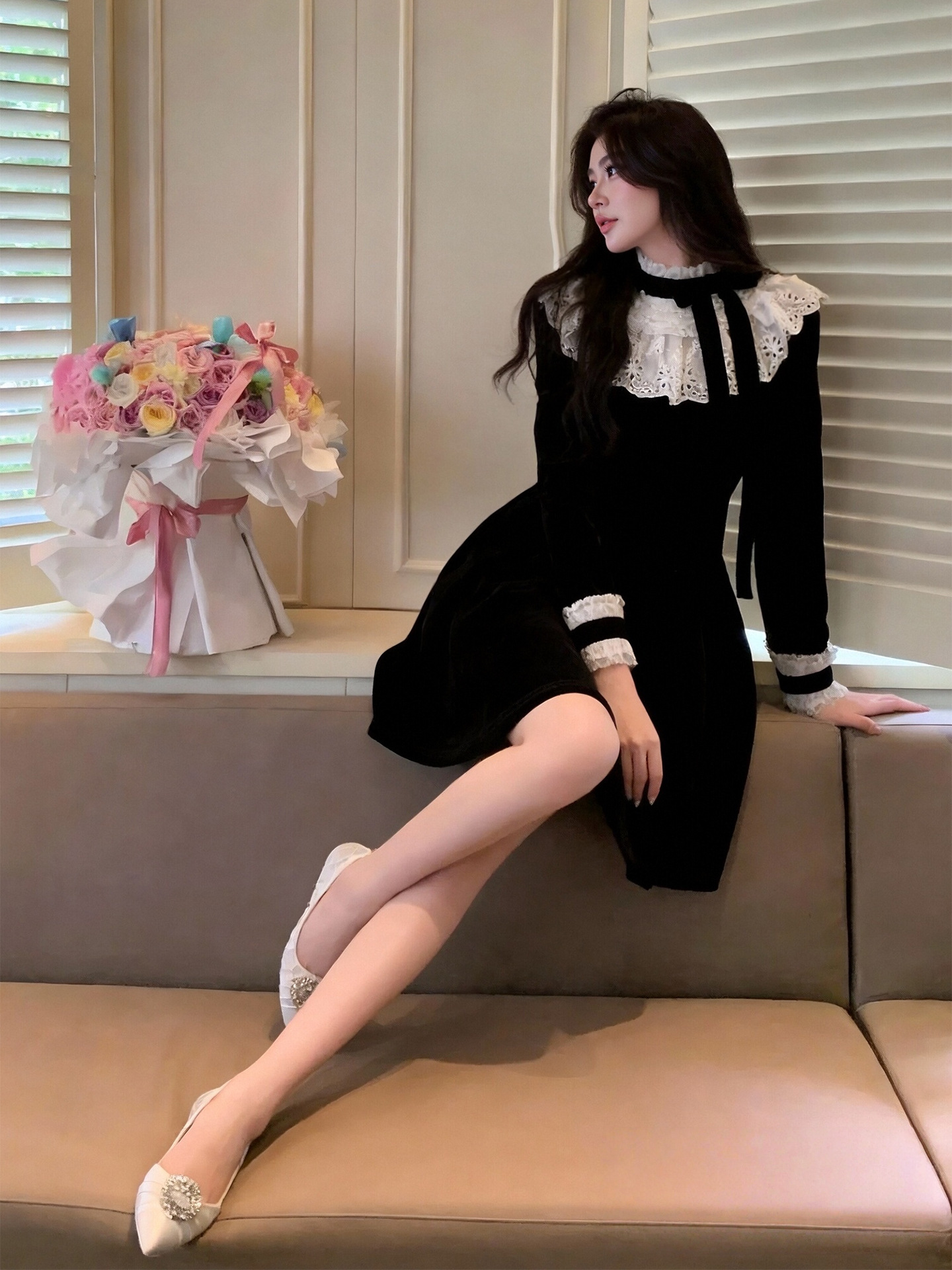 https://fulmo-img-server.com/noirkloris/c76f8f43-ab25-45bc-825a-551f147b514f.jpg