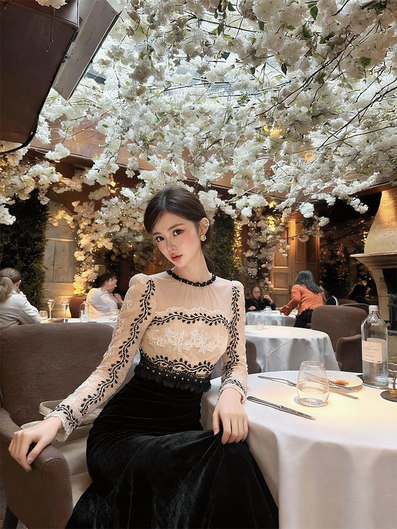 https://fulmo-img-server.com/noirkloris/f7b03d66-9d9b-405d-9855-6deafdfec3a9.jpg