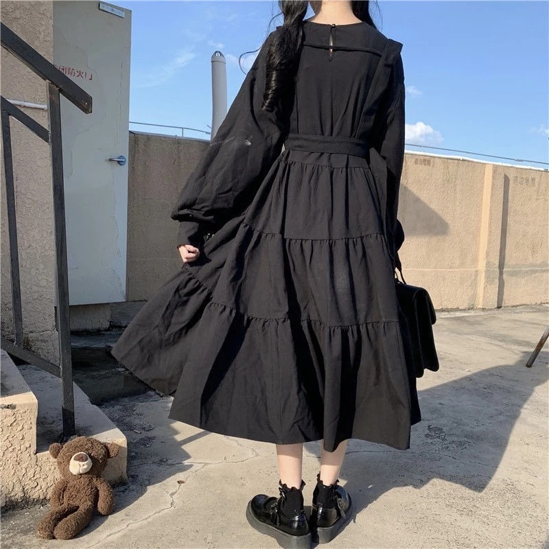 黒ドレス ベルト付きティアードフレアワンピース