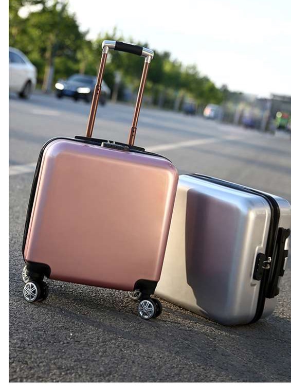 軽量コンパクト旅行バッグ
