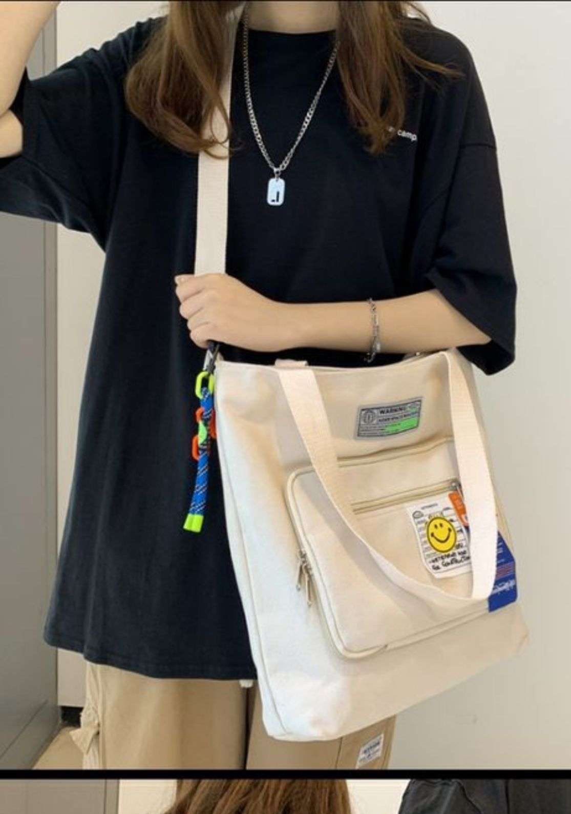 旅行バッグ 笑顔のワッペン付き多機能トート