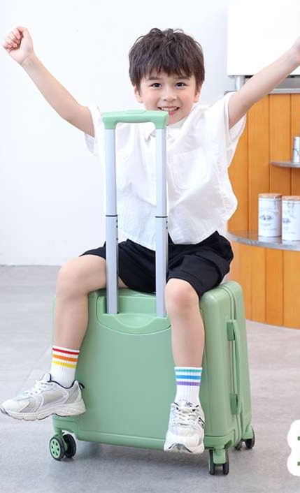 お子様用楽しい旅行バッグ