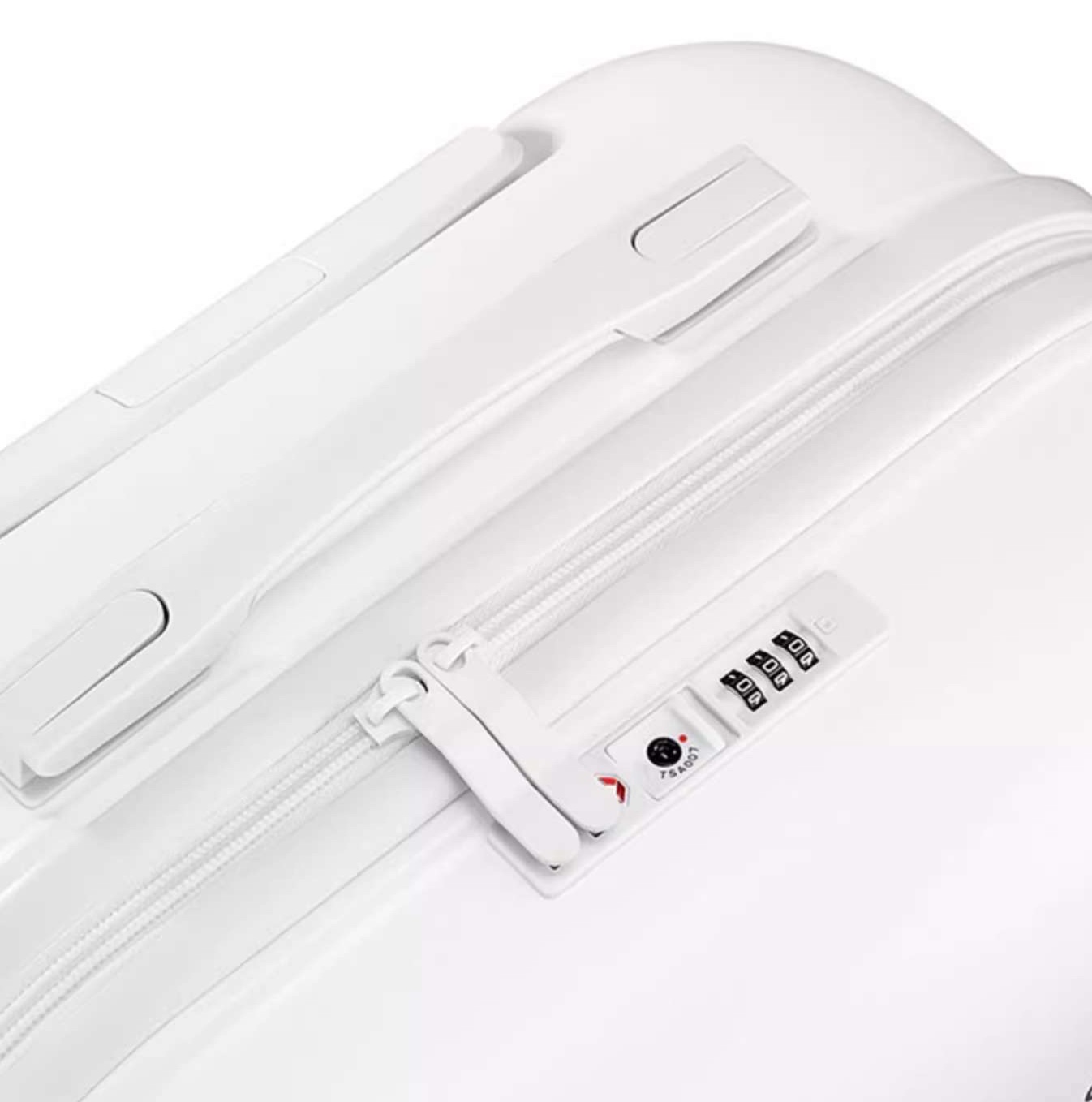 https://fulmo-img-server.com/nomadpack/1727194679370_666x8pcb_cropped.jpg