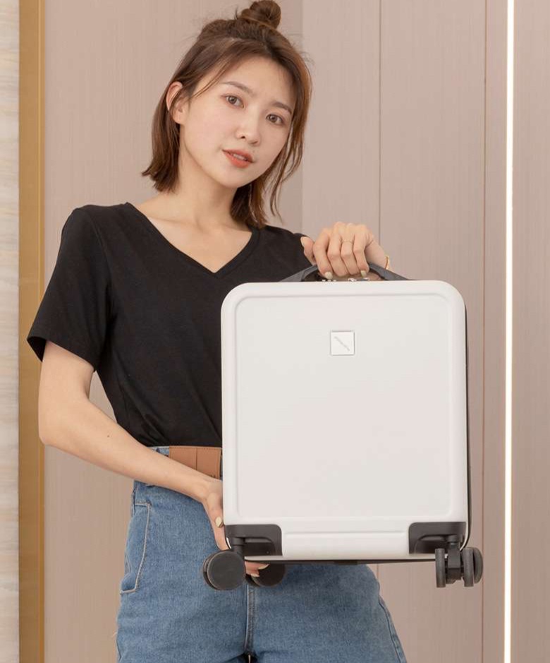 https://fulmo-img-server.com/nomadpack/1727195049692_9egz02i5_cropped.jpg