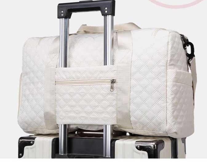 https://fulmo-img-server.com/nomadpack/1727507927199_x6icaj51_cropped.jpg