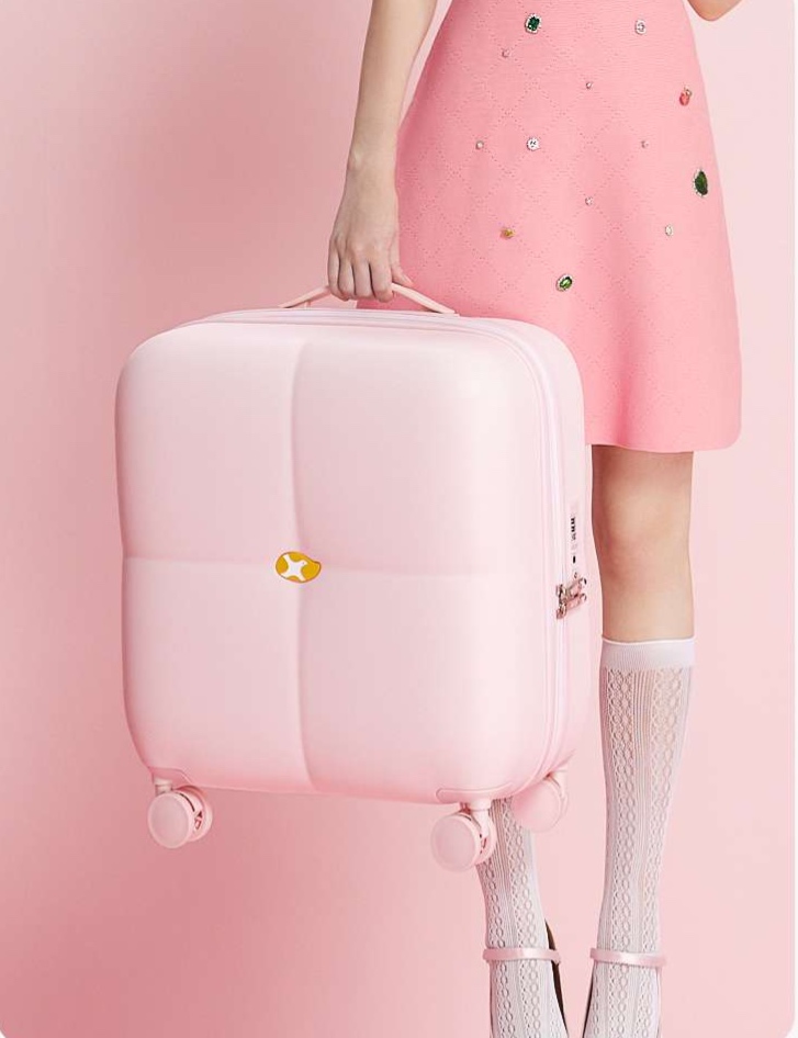 https://fulmo-img-server.com/nomadpack/1729579784599_aagqx3zu_cropped.jpg