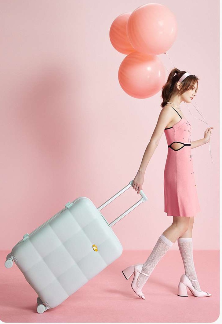 https://fulmo-img-server.com/nomadpack/1729579805768_pp4j4aaa_cropped.jpg