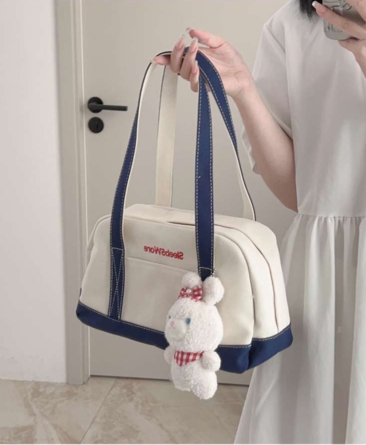 旅行バッグ うさぎさん付きキャンバストート
