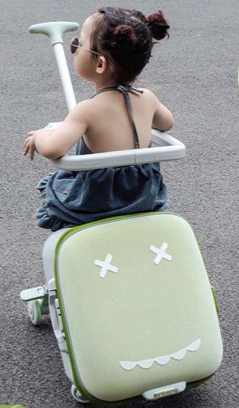 旅行バッグ 子ども用変身キャリーケース