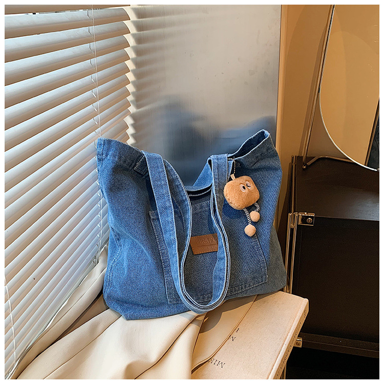 旅行バッグ トートバッグ 可愛いチャーム付きデニムトートバッグ