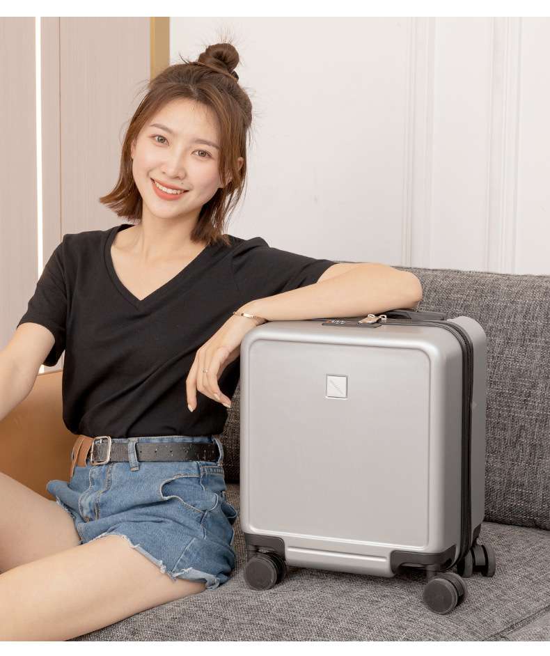 https://fulmo-img-server.com/nomadpack/215d4d1a564746e3be1b30c3f5e87965.jepg