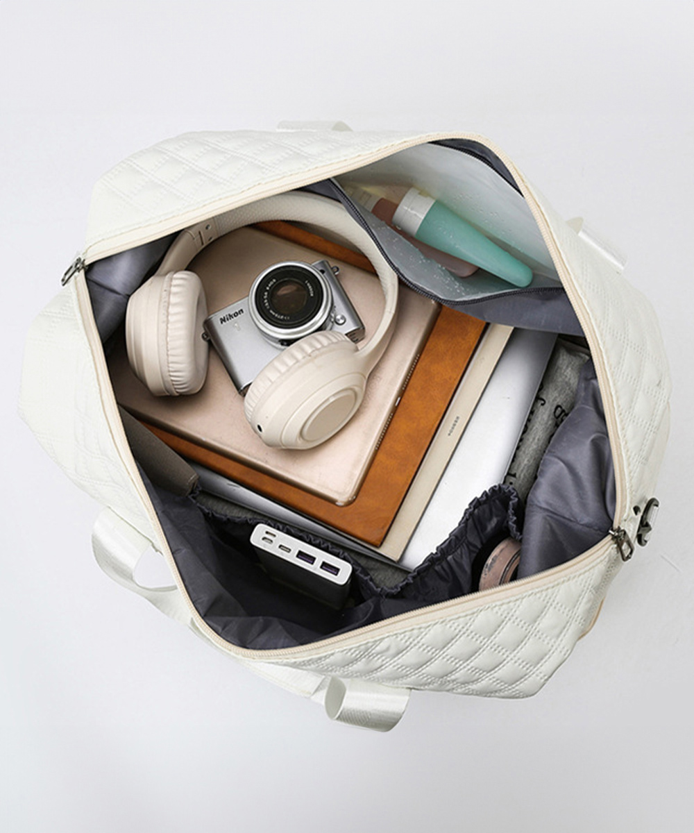 旅行バッグ 大容量キルティング加工ボストンバッグ旅行用