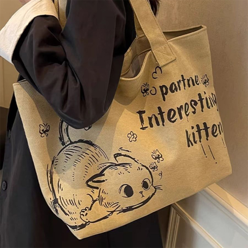 旅行バッグ 遊び心猫ちゃんイラスト入りトートバッグ