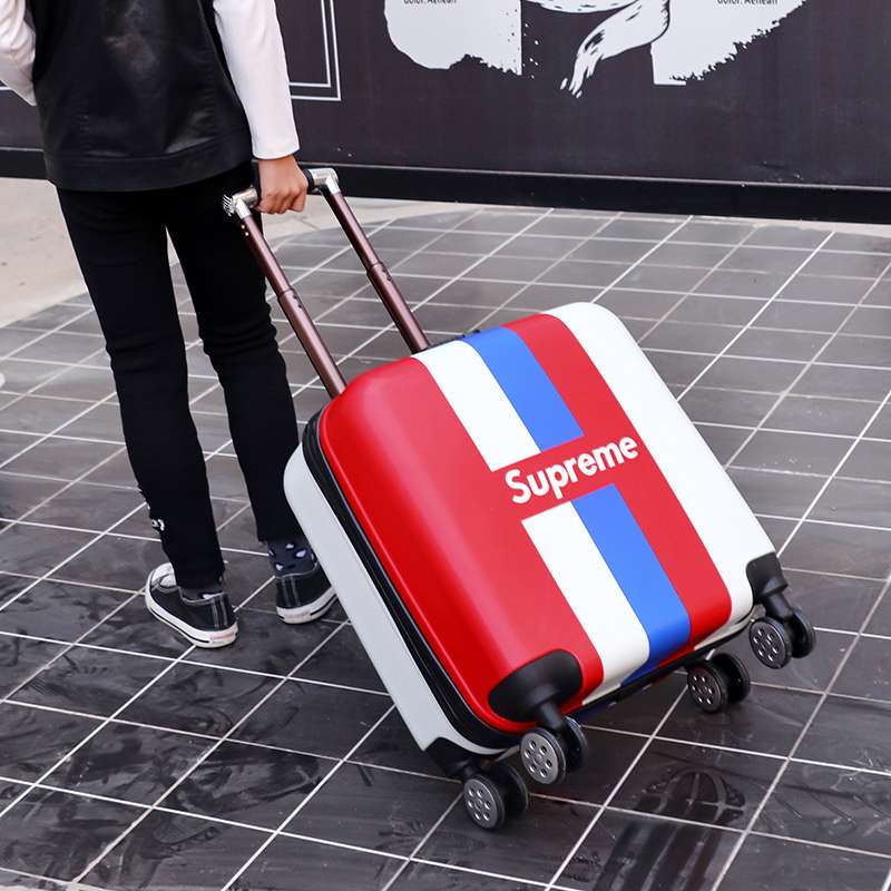旅行バッグ トレンディ・ストリート・トラベラー