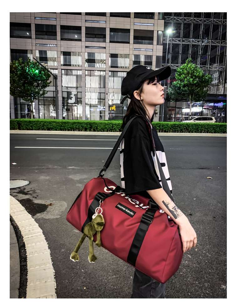 https://fulmo-img-server.com/nomadpack/4be083fbc47e47ff8eb13e95a5d2ae7a.jepg