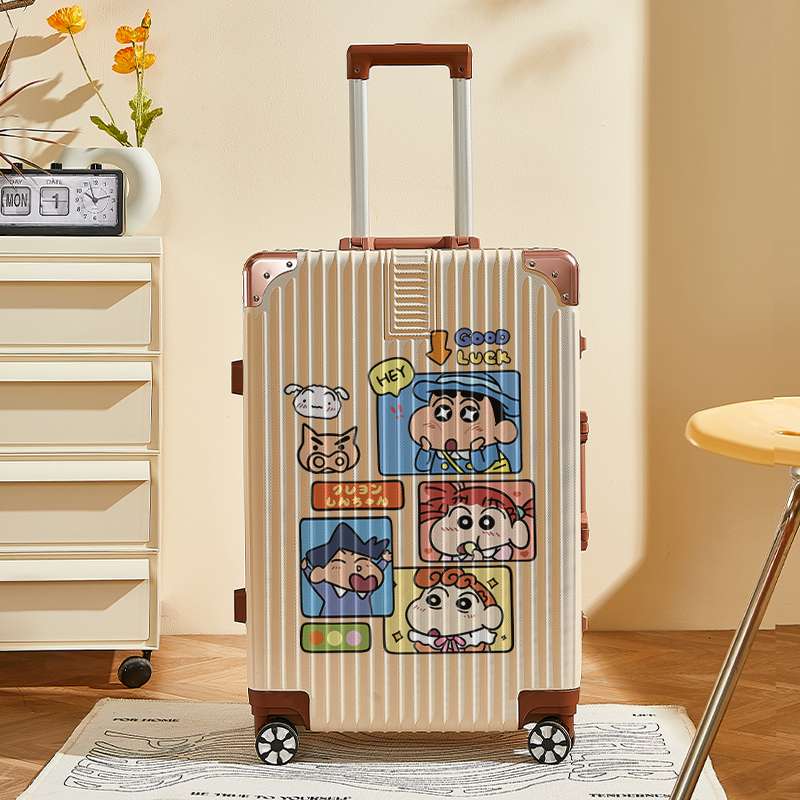 旅行バッグ クレヨン風アニメキャラ柄キャリーケース