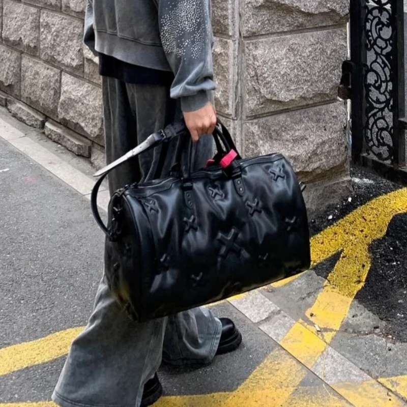 旅のお供として頼もしい男性向けカバンおすすめ5選