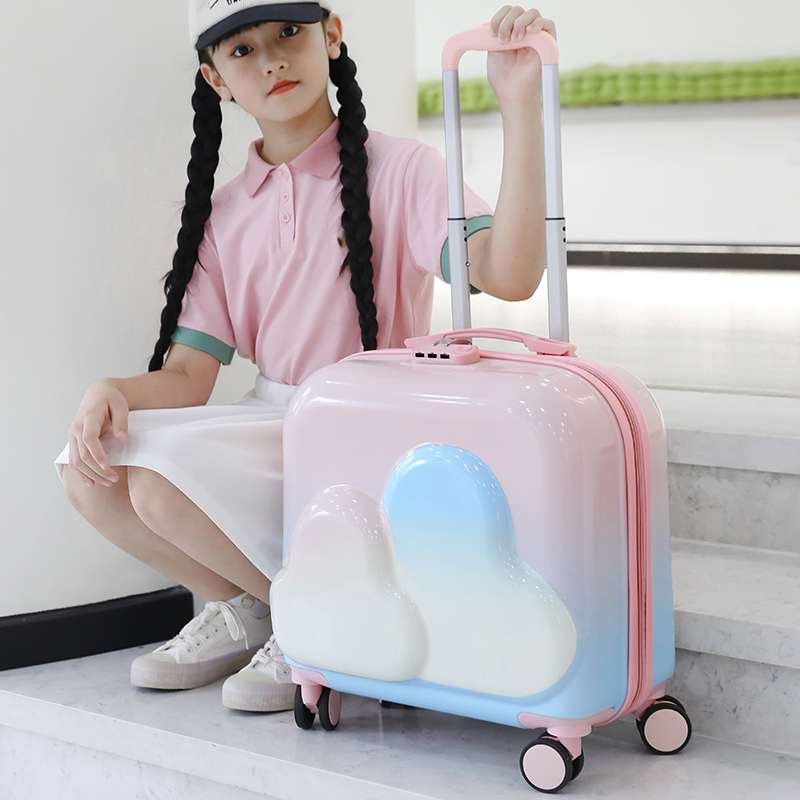 旅行バッグ ふわふわ雲のキャリーケース