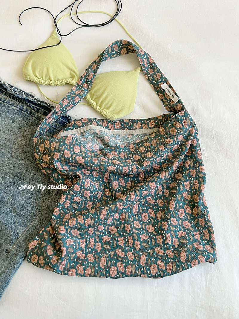 https://fulmo-img-server.com/nomadpack/95edc83fbde645e2a0432de536a0ff63.jepg