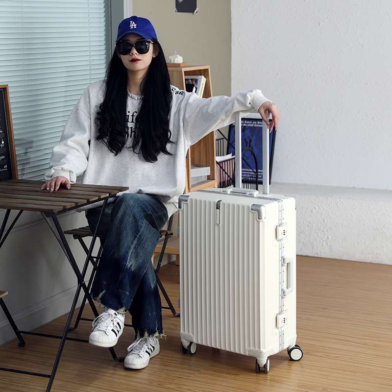 https://fulmo-img-server.com/nomadpack/992ca4b85e4a421db4d2765a8bcfabf7.jepg