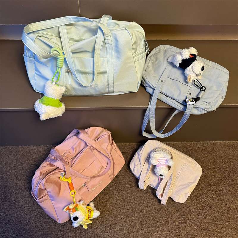 旅行バッグ ふわもこ動物付きお出かけバッグ