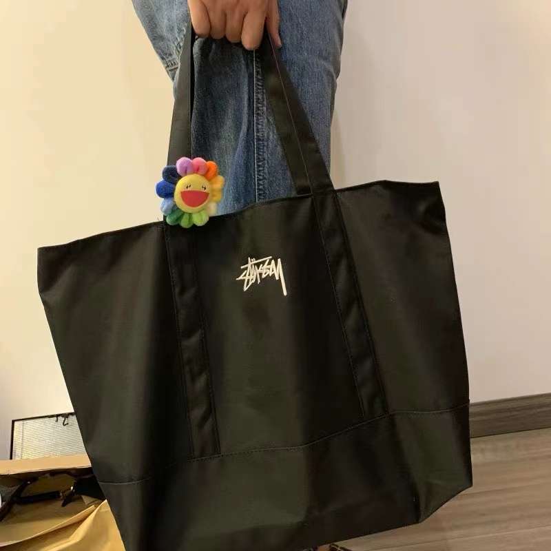 https://fulmo-img-server.com/nomadpack/aff9dc7a6d5f440db8131799f65c9c82.jepg
