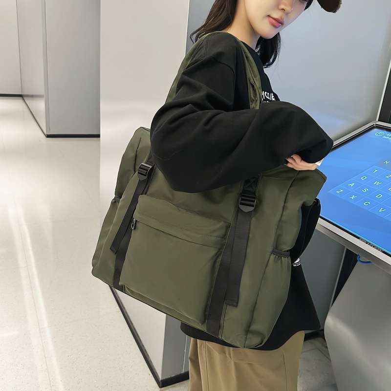 旅行バッグ 軽量多機能トラベルトート