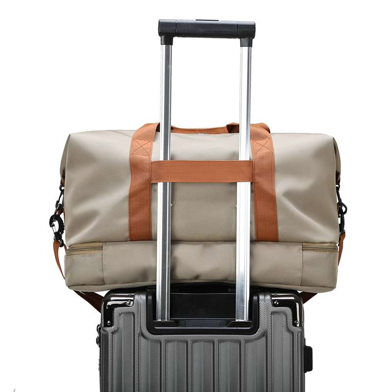 旅行バッグ 多機能トラベルダッフルバッグ
