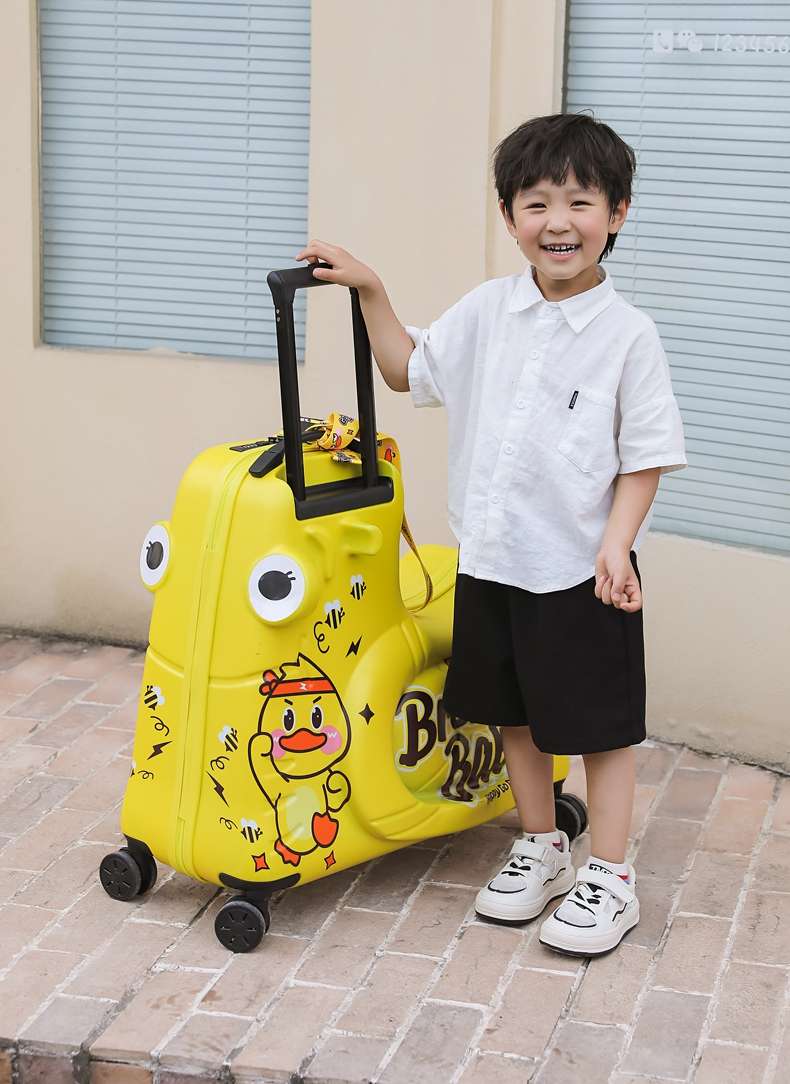 旅行バッグ お子様用キャラクター乗れるキャリーケース