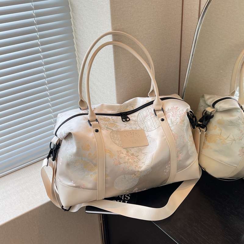 旅行バッグ 花柄エンボス加工トラベルバッグ
