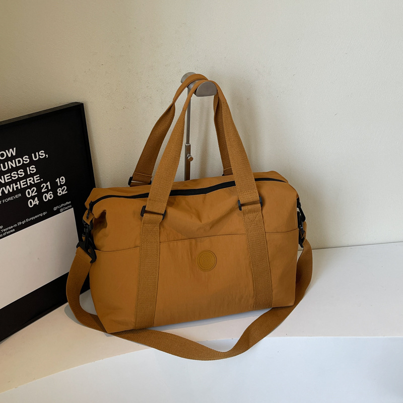 旅行バッグ 大容量ナイロントートバッグ 旅行用ショルダー付き 6色展開