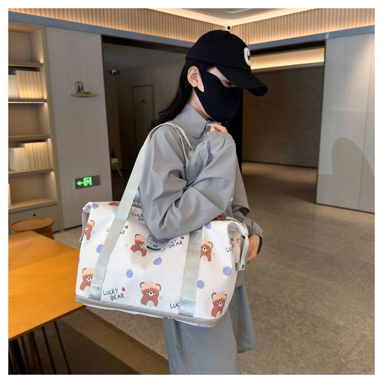 https://fulmo-img-server.com/nomadpack/d217505503d1471c9a20686bdf051343.jepg
