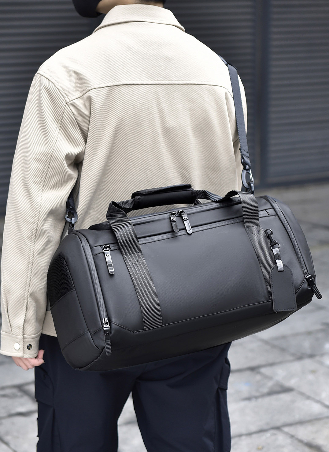 旅行バッグ 防水ボストンバッグ 大容量斜め掛け旅行鞄 靴収納付き男女兼用