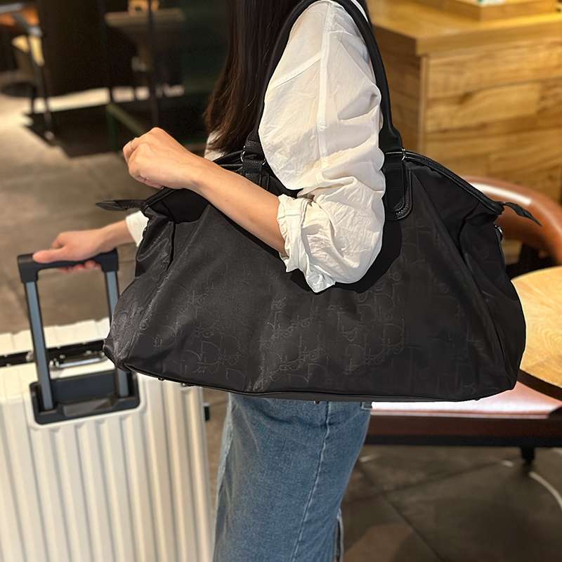 https://fulmo-img-server.com/nomadpack/daf0e07b1f064f90ba1477f015587f85.jepg