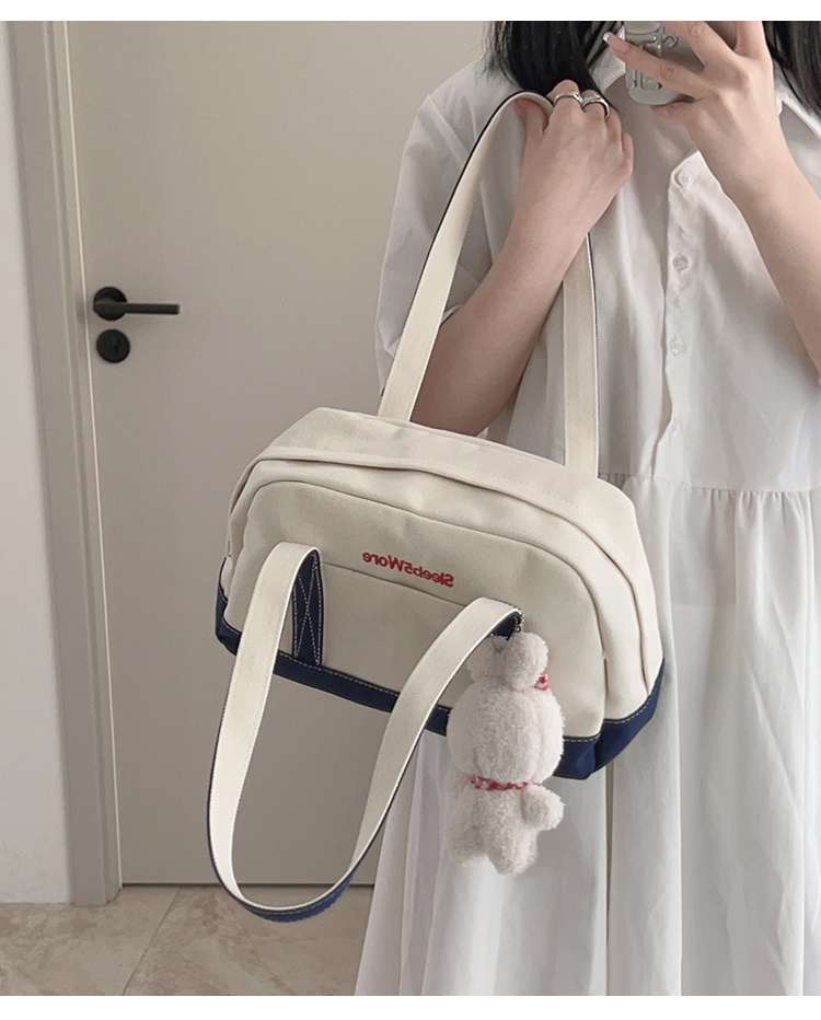 旅行バッグ うさぎさん付きキャンバストート