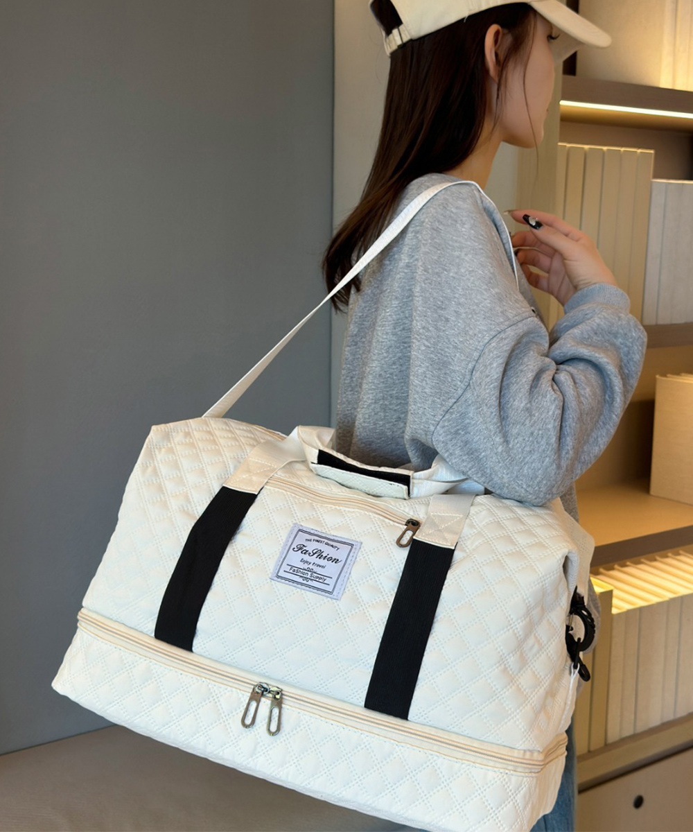 旅行バッグ 大容量キルティング加工ボストンバッグ旅行用