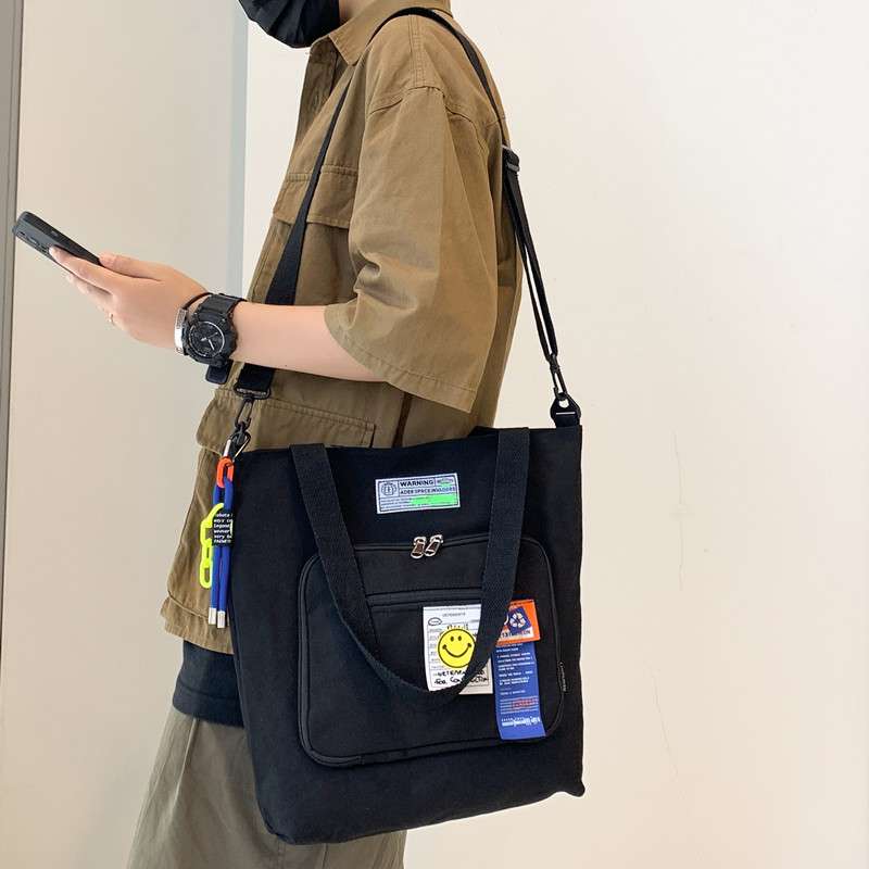 旅行バッグ 笑顔のワッペン付き多機能トート