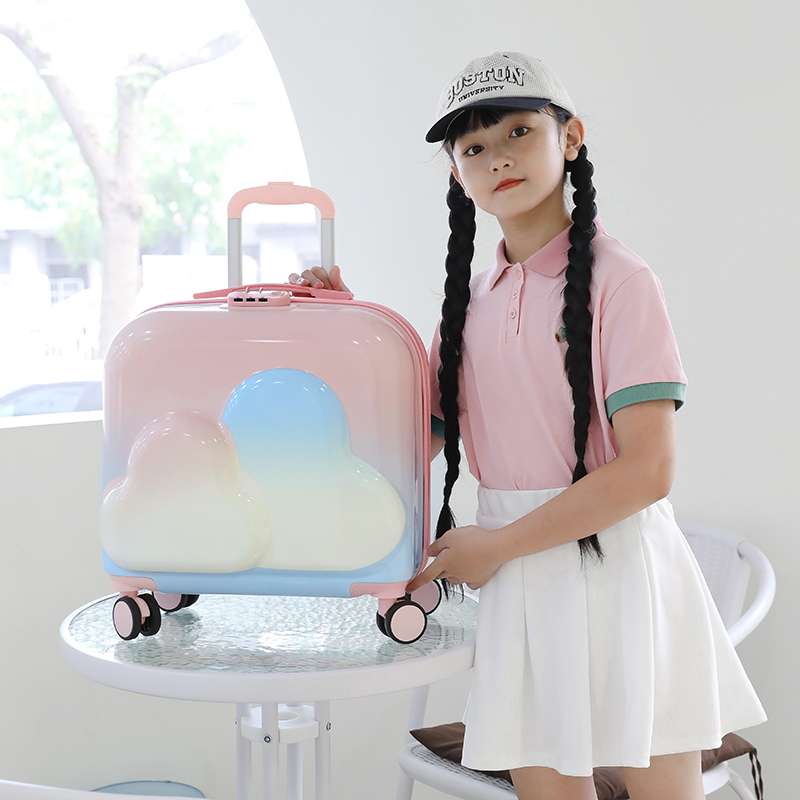 旅行バッグ ふわふわ雲のキャリーケース