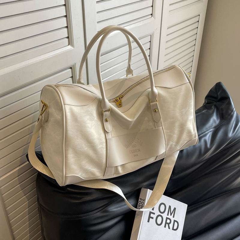 https://fulmo-img-server.com/nomadpack/f6983682713a42228572715ce6dc35a5.jepg