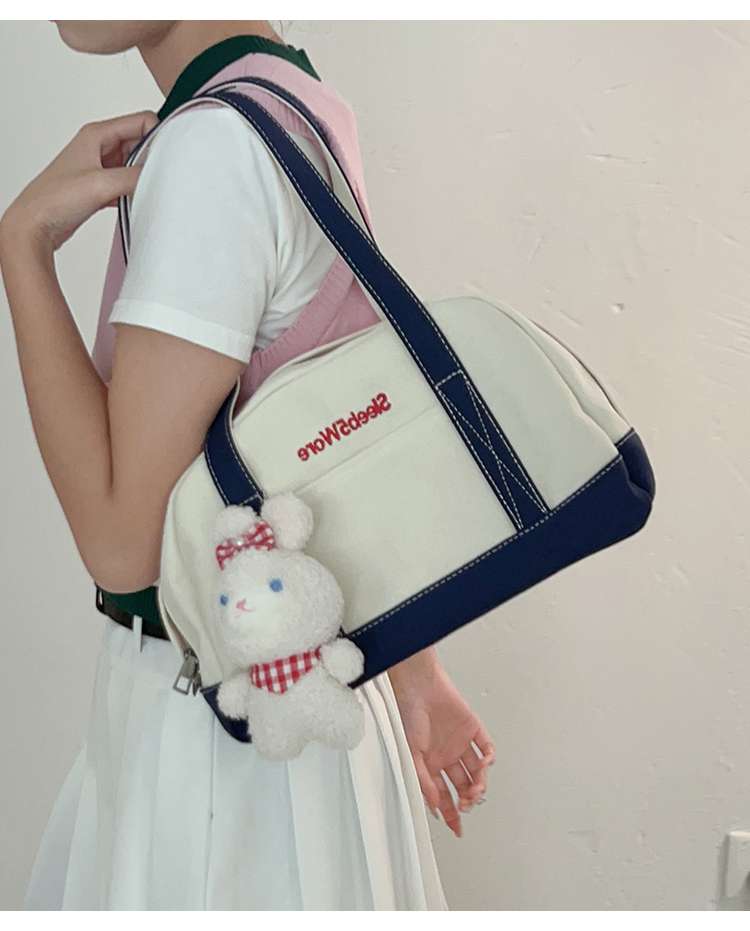 旅行バッグ うさぎさん付きキャンバストート