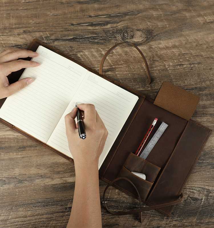 洗練されたデザインと使い心地！上質な革ノートおすすめ5選