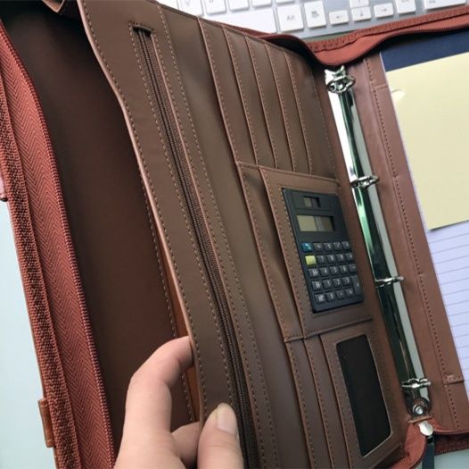 ノートカバー 上質合成皮革製半円装飾付きA4