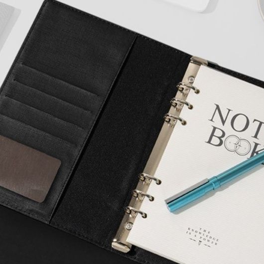 金属留め具付き上質レザー調ノートカバー