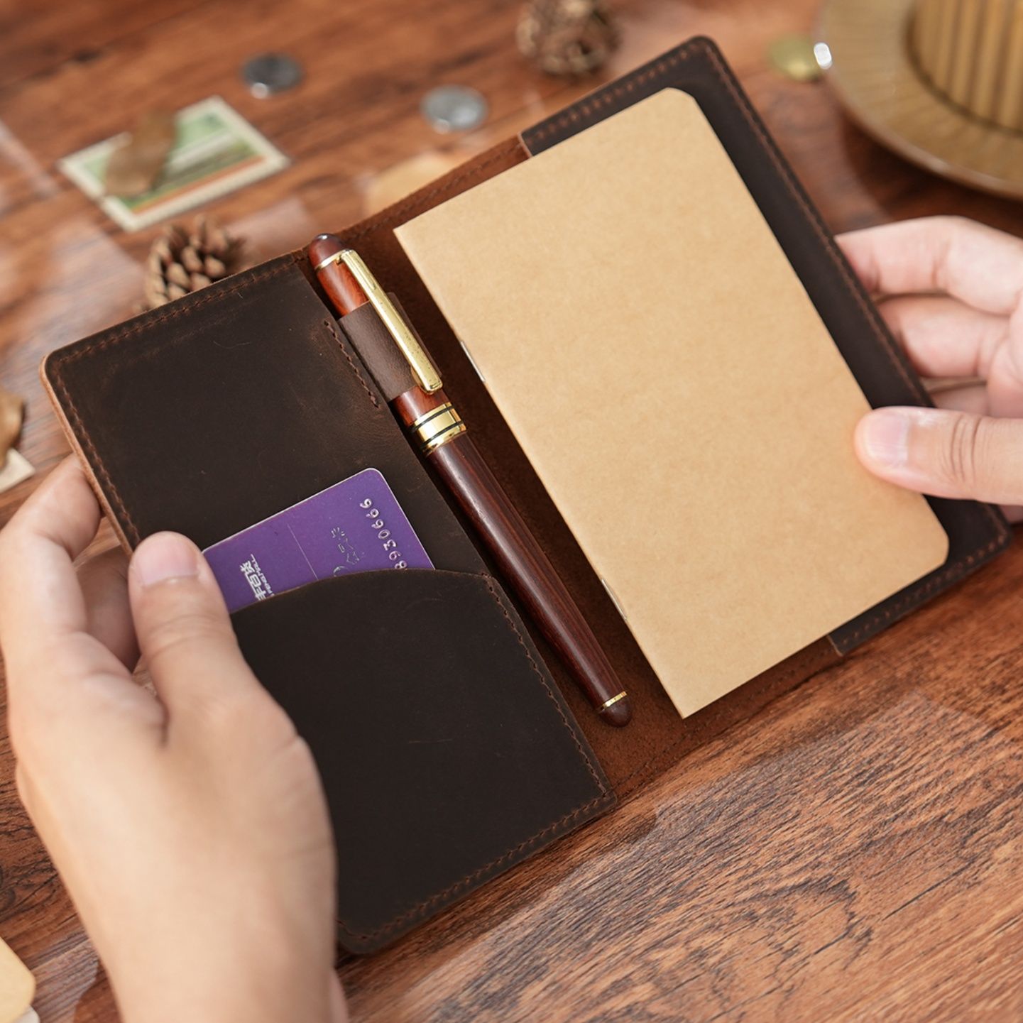 本革多機能ペンホルダー付きA6サイズノートカバー