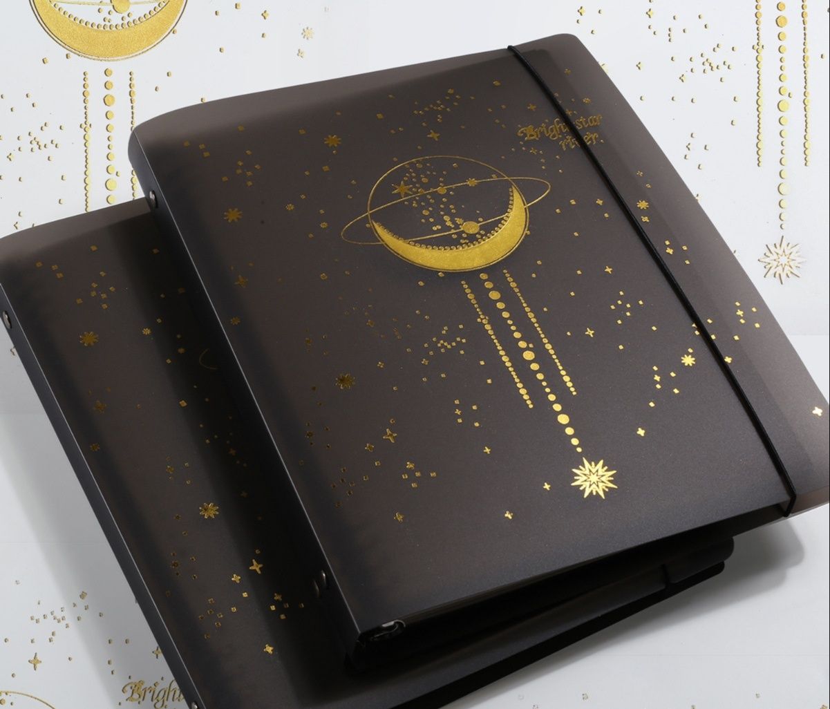 星空と月の箔押しデザイン A4サイズ対応 大容量ノートカバー